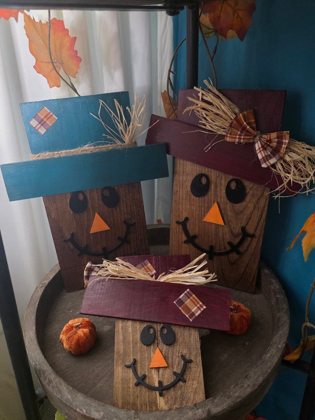 Burgundy Hat Scarecrow Wood Sign with Plaid Bow