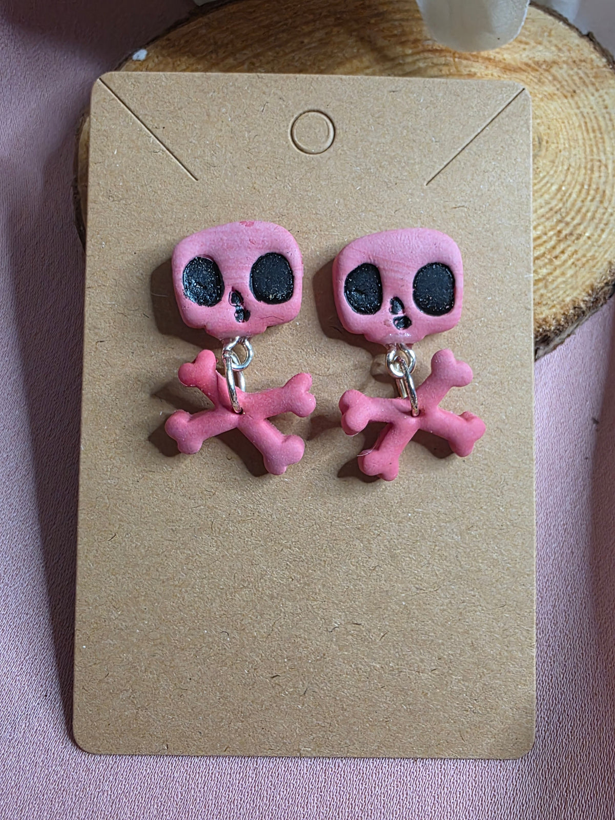 Clay Red Skull & Crossbones Halloween Dangle Earrings